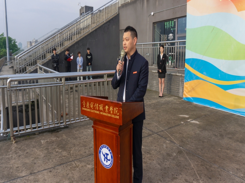 pzkA_1765525883416016819.jpg DSC00661.jpg