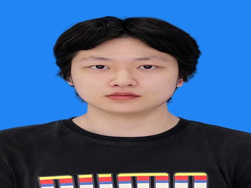 vOSZ_1780561923859042632.jpg 邱军.jpg